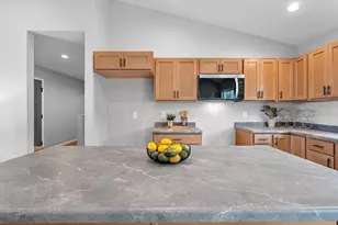 1900 Southland Ln, New London, WI 54961 - Photo 14