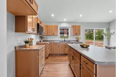 1900 Southland Lane, New London, WI 54961 - Photo 20