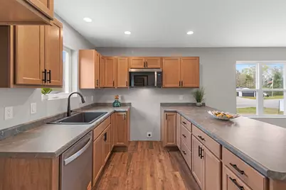 1801 Southland Lane, New London, WI 54961 - Photo 8
