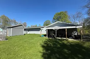 N2813 Bay De Noc Dr, Menominee, MI 49858 - Photo 14