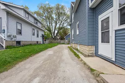 438 9th Avenue, Oshkosh, WI 54901 - Photo 26