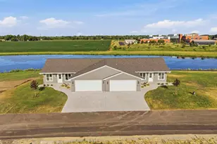812 Lakeview Ln, Ripon, WI 54971 - Photo 16