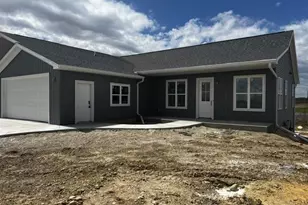 812 Lakeview Ln, Ripon, WI 54971 - Photo 4