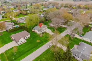 5154 Village Rd, Butte Des Morts, WI 54927 - Photo 52