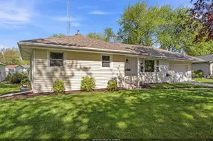 18 St Josephs Ln, Fond du Lac, WI 54935 - Photo 1