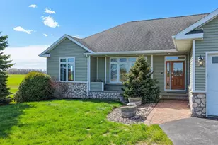 N2808 Apple Ln, Kewaunee, WI 54216 - Photo 6