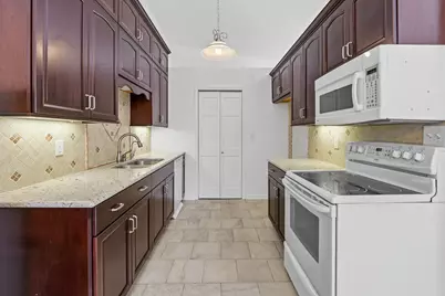 248 Bayberry Lane, Fond du Lac, WI 54935 - Photo 2