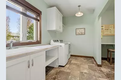 W5866 Sweet William Drive, Appleton, WI 54915 - Photo 18