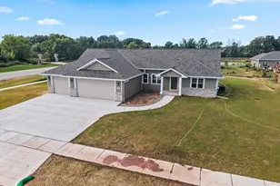 305 Battery Ave, De Pere, WI 54115 - Photo 40