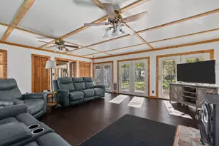 W14103 4 Seasons Dr, Coloma, WI 54930 - Photo 14