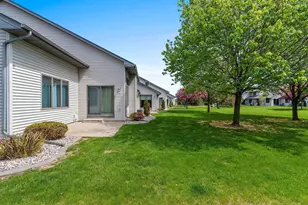 800 E River Dr, De Pere, WI 54115 - Photo 40
