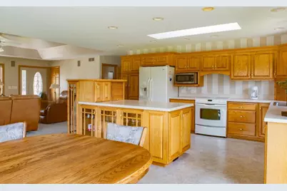 N1180 County Road Ee, Redgranite, WI 54970 - Photo 14