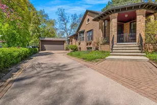 212 Miramar Dr, Green Bay, WI 54301 - Photo 2