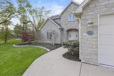 5100 Streich Lane, Oshkosh, WI 54902 - Photo 4