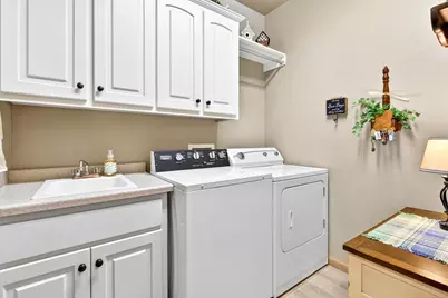 2508 Waterford Court, Neenah, WI 54956 - Photo 20
