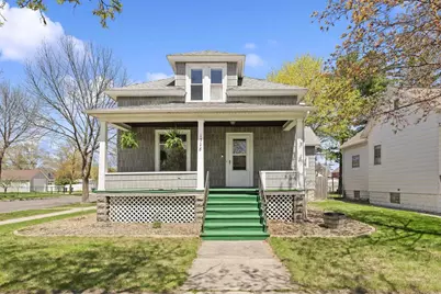 1328 10th Street, Marinette, WI 54143 - Photo 2