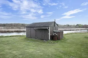 321 Lake Dr, Gresham, WI 54128 - Photo 10