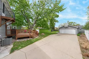 708 Circle St, Tomah, WI 54911 - Photo 4