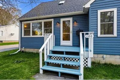 140 8th Place, Sturgeon Bay, WI 54235 - Photo 2