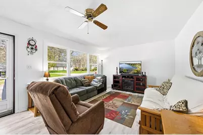 140 8th Place, Sturgeon Bay, WI 54235 - Photo 4