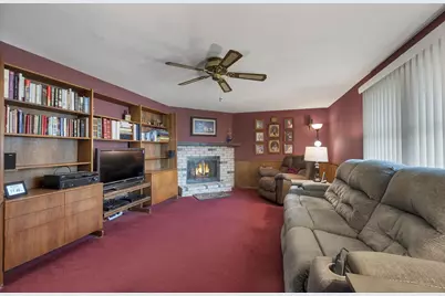 413 S Good Hope Road, De Pere, WI 54115 - Photo 4