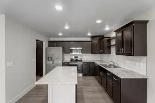 228 S Jackson St, Green Bay, WI 54301 - Photo 12