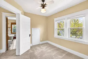 355 Oak St, Menasha, WI 54952 - Photo 24
