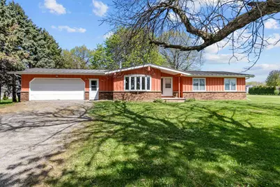 4356 Jackson Street, Oshkosh, WI 54901 - Photo 2