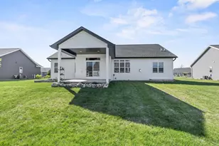 1983 Mimosa Ln, Neenah, WI 54956 - Photo 48