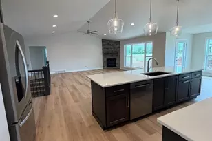 1376 Kenzie Ct, De Pere, WI 54115 - Photo 20