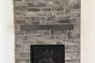 1376 Kenzie Ct, De Pere, WI 54115 - Photo 6