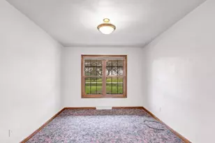 1072 Traboh Ct, De Pere, WI 54115 - Photo 10