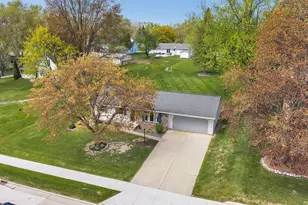 1404 Cormier Rd, Green Bay, WI 54313 - Photo 28