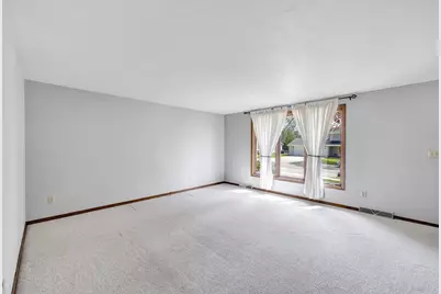 1404 Cormier Road, Green Bay, WI 54311 - Photo 6