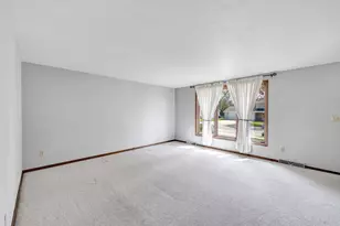 1404 Cormier Rd, Green Bay, WI 54313 - Photo 6