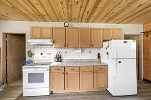 W13670 Brooks Ln, Crivitz, WI 54114 - Photo 6
