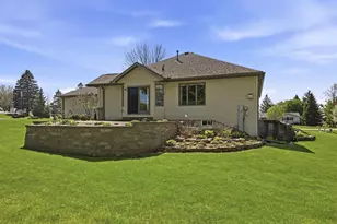 W5472 Edelweiss Ct, Appleton, WI 54913 - Photo 32