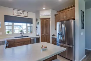 N9339 Gemstone Ct, Appleton, WI 54915 - Photo 8