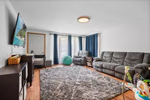 401 Steven St, Green Bay, WI 54303 - Photo 8