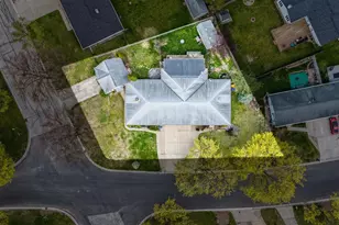 401 Steven St, Green Bay, WI 54303 - Photo 2