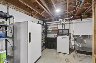 2461 Vandenbergh Pl, Green Bay, WI 54311 - Photo 34