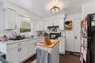 2516 View Ct, Green Bay, WI 54303 - Photo 6