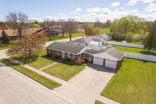 1013 Schwartz St, Green Bay, WI 54302 - Photo 10