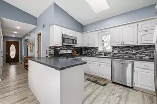 605 Maple St, Palmyra, WI 53156 - Photo 6