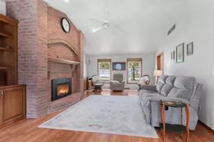 1734 O'Hearn Ln, De Pere, WI 54115 - Photo 8