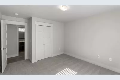 228 Jackson Street, Green Bay, WI 54301 - Photo 28