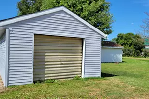 112 E Hofman St, Cecil, WI 54111 - Photo 28