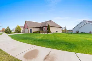 1344 Lear Ln, De Pere, WI 54115 - Photo 60