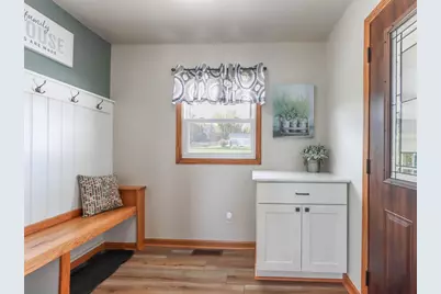 E5694 Waukaunaka Street, Weyauwega, WI 54983 - Photo 6