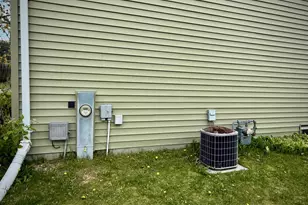 317 Sacramento St, Berlin, WI 54923 - Photo 64